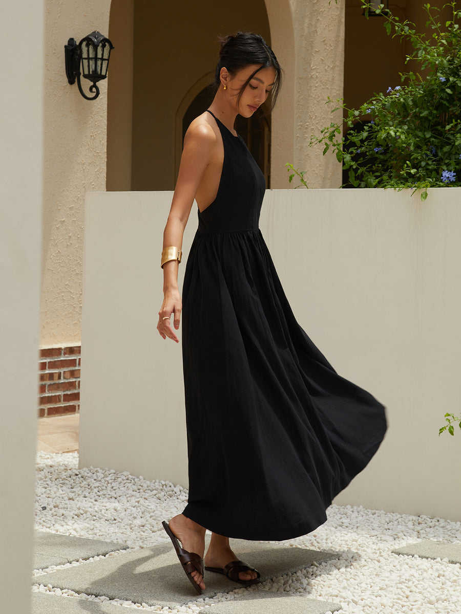 Robe noire amincissante sans dos